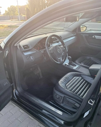 Volkswagen Passat cena 40500 przebieg: 226318, rok produkcji 2011 z Iłowa małe 121